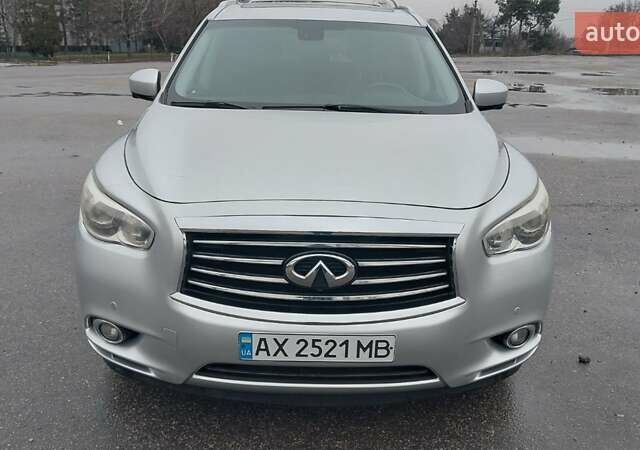 Серый Инфинити QX60, объемом двигателя 2.5 л и пробегом 170 тыс. км за 12000 $, фото 4 на Automoto.ua