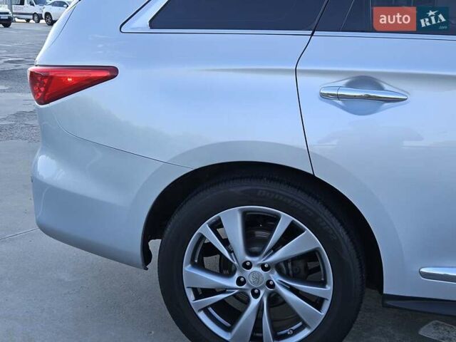 Серый Инфинити QX60, объемом двигателя 3.5 л и пробегом 186 тыс. км за 14300 $, фото 15 на Automoto.ua