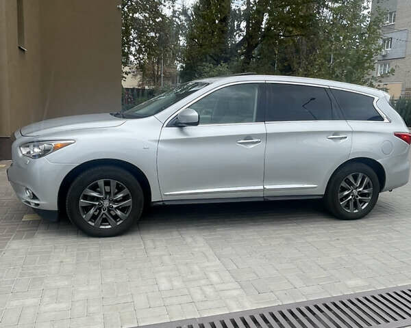 Серый Инфинити QX60, объемом двигателя 3.5 л и пробегом 190 тыс. км за 12500 $, фото 1 на Automoto.ua
