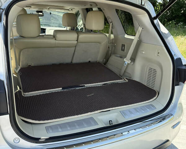 Сірий Інфініті QX60, об'ємом двигуна 3.5 л та пробігом 223 тис. км за 13200 $, фото 28 на Automoto.ua