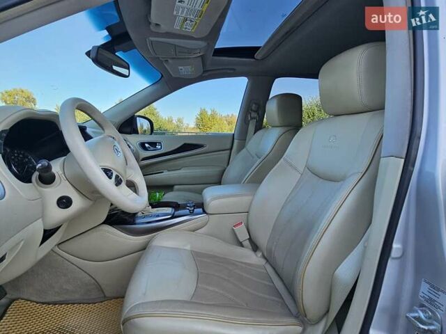 Серый Инфинити QX60, объемом двигателя 3.5 л и пробегом 186 тыс. км за 14300 $, фото 21 на Automoto.ua