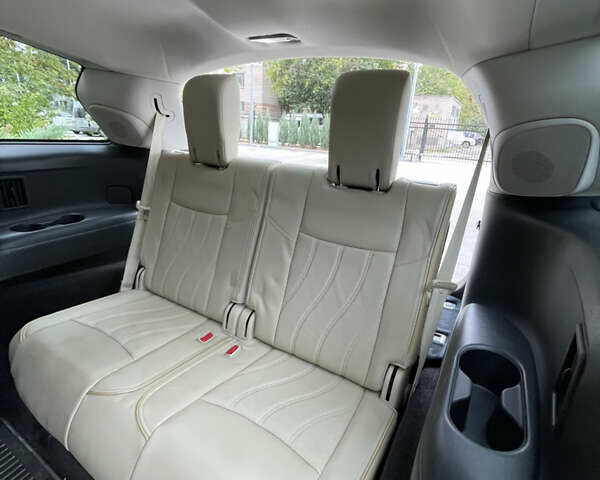 Серый Инфинити QX60, объемом двигателя 3.5 л и пробегом 190 тыс. км за 12500 $, фото 6 на Automoto.ua