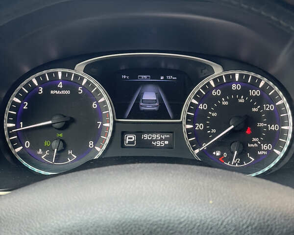 Серый Инфинити QX60, объемом двигателя 3.5 л и пробегом 190 тыс. км за 12500 $, фото 9 на Automoto.ua