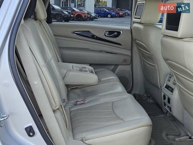 Серый Инфинити QX60, объемом двигателя 3.5 л и пробегом 186 тыс. км за 14300 $, фото 11 на Automoto.ua