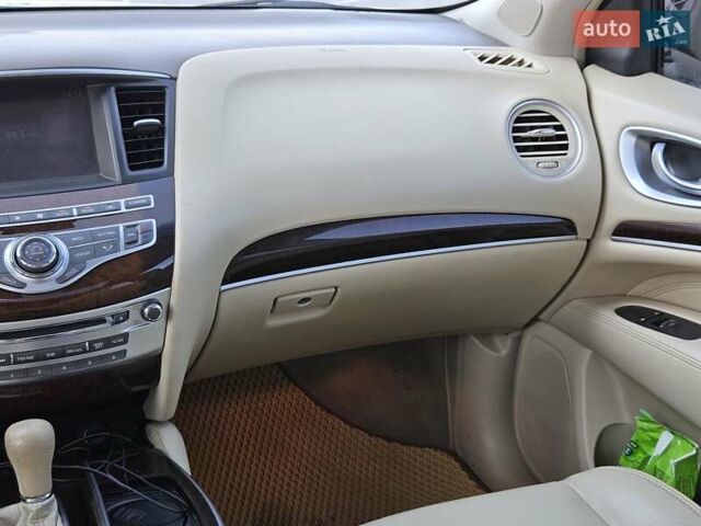 Серый Инфинити QX60, объемом двигателя 3.5 л и пробегом 186 тыс. км за 14300 $, фото 29 на Automoto.ua