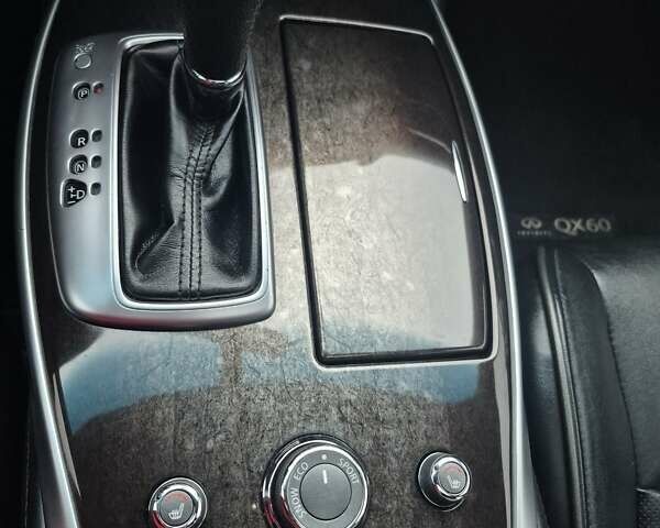 Сірий Інфініті QX60, об'ємом двигуна 3.5 л та пробігом 201 тис. км за 13999 $, фото 19 на Automoto.ua
