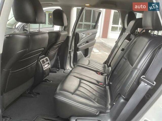 Серый Инфинити QX60, объемом двигателя 3.5 л и пробегом 200 тыс. км за 14500 $, фото 28 на Automoto.ua