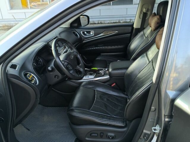 Серый Инфинити QX60, объемом двигателя 3.5 л и пробегом 130 тыс. км за 14800 $, фото 4 на Automoto.ua