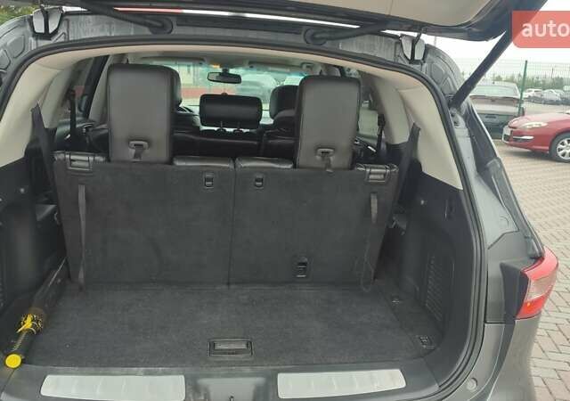 Серый Инфинити QX60, объемом двигателя 3.5 л и пробегом 216 тыс. км за 14800 $, фото 11 на Automoto.ua