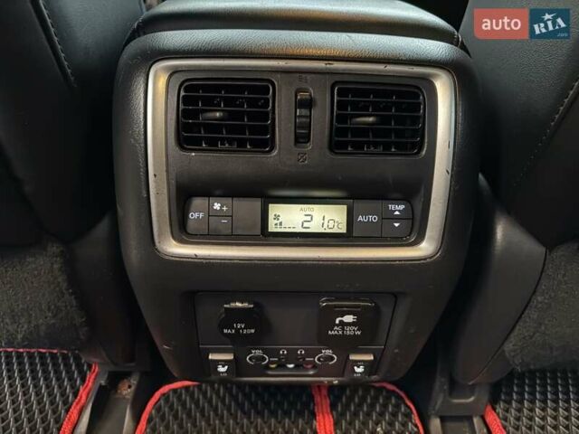 Серый Инфинити QX60, объемом двигателя 3.5 л и пробегом 149 тыс. км за 17700 $, фото 17 на Automoto.ua