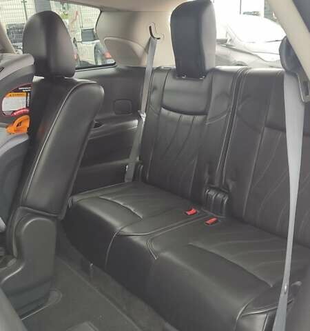 Серый Инфинити QX60, объемом двигателя 3.5 л и пробегом 216 тыс. км за 14800 $, фото 13 на Automoto.ua