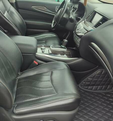 Серый Инфинити QX60, объемом двигателя 3.5 л и пробегом 216 тыс. км за 14800 $, фото 10 на Automoto.ua