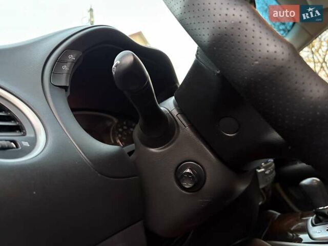 Серый Инфинити QX60, объемом двигателя 3.5 л и пробегом 149 тыс. км за 17700 $, фото 12 на Automoto.ua