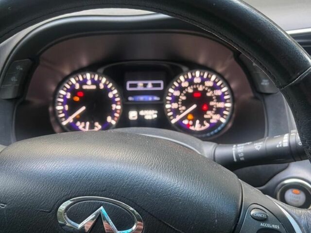 Сірий Інфініті QX60, об'ємом двигуна 3.5 л та пробігом 162 тис. км за 14500 $, фото 6 на Automoto.ua