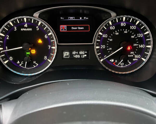 Серый Инфинити QX60, объемом двигателя 3.5 л и пробегом 184 тыс. км за 16500 $, фото 8 на Automoto.ua