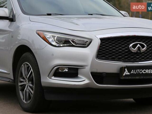 Серый Инфинити QX60, объемом двигателя 3.5 л и пробегом 155 тыс. км за 18500 $, фото 3 на Automoto.ua
