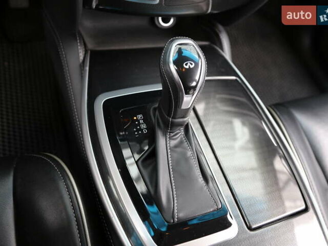 Серый Инфинити QX60, объемом двигателя 3.5 л и пробегом 155 тыс. км за 18500 $, фото 20 на Automoto.ua