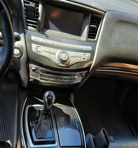 Сірий Інфініті QX60, об'ємом двигуна 3.5 л та пробігом 173 тис. км за 17300 $, фото 4 на Automoto.ua