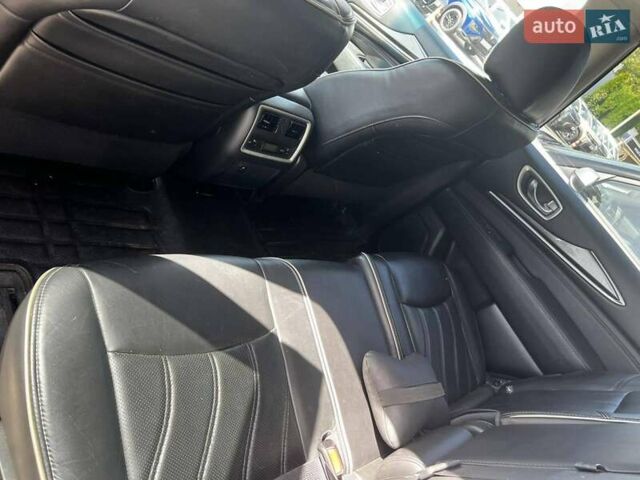 Сірий Інфініті QX60, об'ємом двигуна 3.5 л та пробігом 162 тис. км за 18500 $, фото 10 на Automoto.ua
