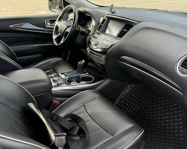 Серый Инфинити QX60, объемом двигателя 3.5 л и пробегом 243 тыс. км за 19000 $, фото 11 на Automoto.ua