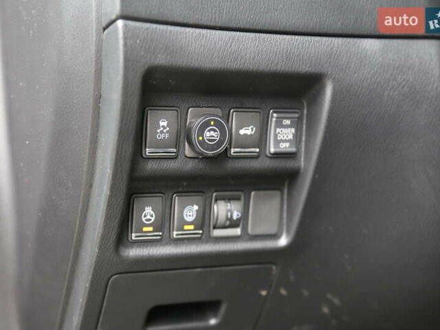 Серый Инфинити QX60, объемом двигателя 3.5 л и пробегом 155 тыс. км за 18500 $, фото 26 на Automoto.ua