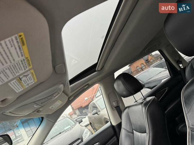 Серый Инфинити QX60, объемом двигателя 3.5 л и пробегом 204 тыс. км за 16500 $, фото 23 на Automoto.ua