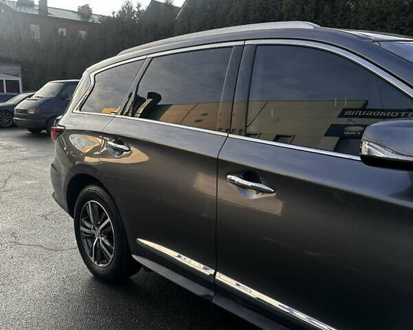 Серый Инфинити QX60, объемом двигателя 3.5 л и пробегом 192 тыс. км за 15750 $, фото 5 на Automoto.ua
