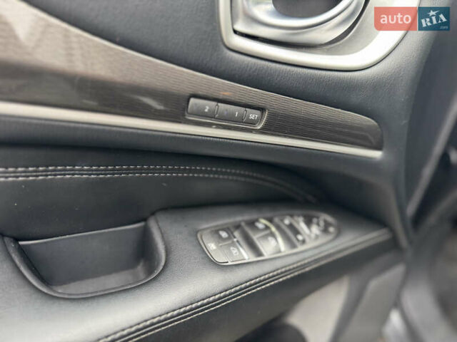 Серый Инфинити QX60, объемом двигателя 3.5 л и пробегом 190 тыс. км за 17900 $, фото 9 на Automoto.ua