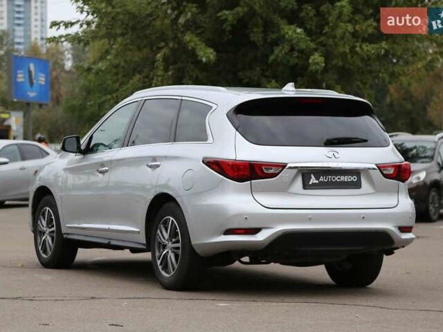 Серый Инфинити QX60, объемом двигателя 3.5 л и пробегом 155 тыс. км за 18500 $, фото 4 на Automoto.ua