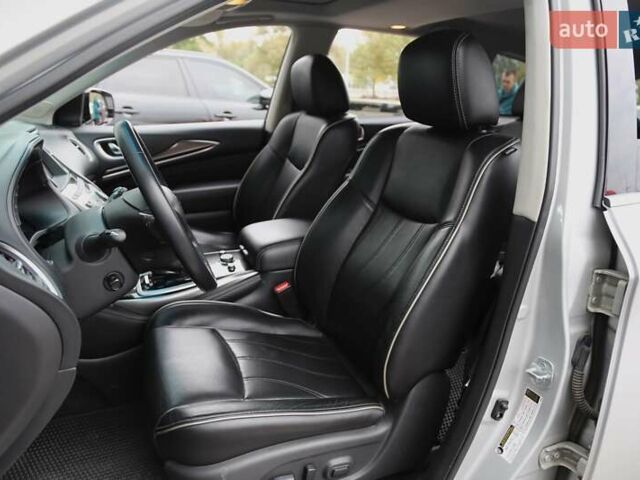 Серый Инфинити QX60, объемом двигателя 3.5 л и пробегом 155 тыс. км за 18500 $, фото 8 на Automoto.ua