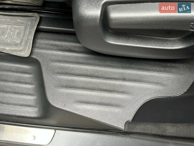 Серый Инфинити QX60, объемом двигателя 3.5 л и пробегом 138 тыс. км за 17900 $, фото 17 на Automoto.ua