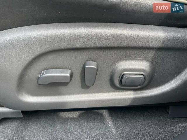 Серый Инфинити QX60, объемом двигателя 3.5 л и пробегом 141 тыс. км за 16900 $, фото 23 на Automoto.ua