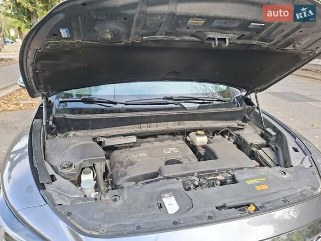 Серый Инфинити QX60, объемом двигателя 3.5 л и пробегом 100 тыс. км за 18700 $, фото 18 на Automoto.ua