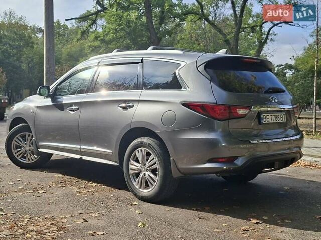 Серый Инфинити QX60, объемом двигателя 3.5 л и пробегом 100 тыс. км за 18700 $, фото 2 на Automoto.ua