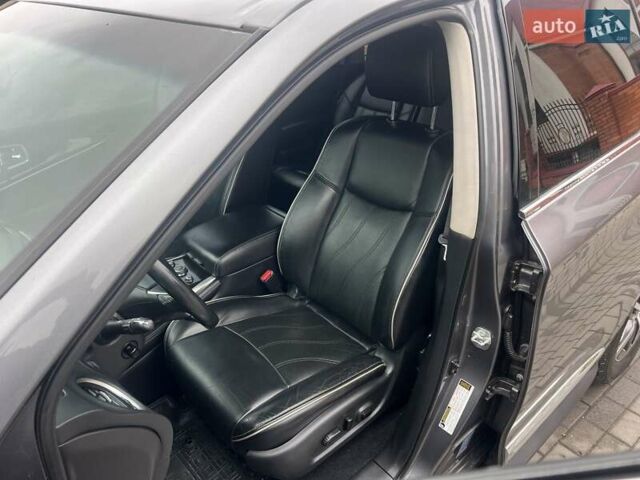 Серый Инфинити QX60, объемом двигателя 3.5 л и пробегом 143 тыс. км за 17500 $, фото 8 на Automoto.ua