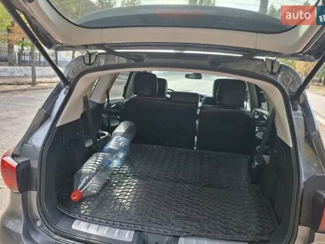 Серый Инфинити QX60, объемом двигателя 3.5 л и пробегом 102 тыс. км за 19600 $, фото 16 на Automoto.ua