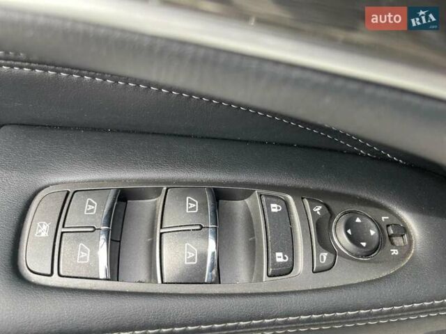 Серый Инфинити QX60, объемом двигателя 3.5 л и пробегом 141 тыс. км за 16900 $, фото 25 на Automoto.ua