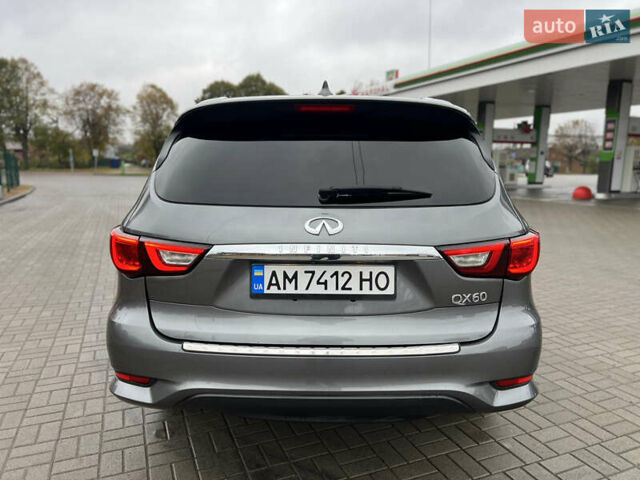 Серый Инфинити QX60, объемом двигателя 3.5 л и пробегом 149 тыс. км за 15500 $, фото 3 на Automoto.ua