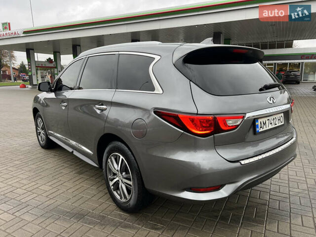 Серый Инфинити QX60, объемом двигателя 3.5 л и пробегом 149 тыс. км за 15500 $, фото 2 на Automoto.ua