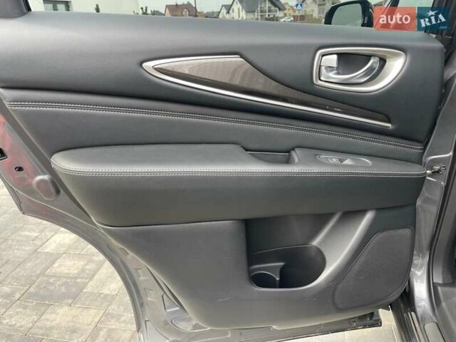 Серый Инфинити QX60, объемом двигателя 3.5 л и пробегом 141 тыс. км за 16900 $, фото 17 на Automoto.ua