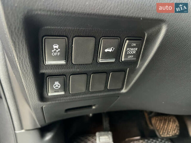 Серый Инфинити QX60, объемом двигателя 3.5 л и пробегом 149 тыс. км за 15500 $, фото 12 на Automoto.ua