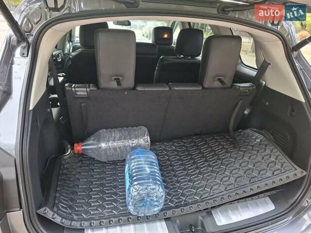 Серый Инфинити QX60, объемом двигателя 3.5 л и пробегом 100 тыс. км за 18700 $, фото 15 на Automoto.ua