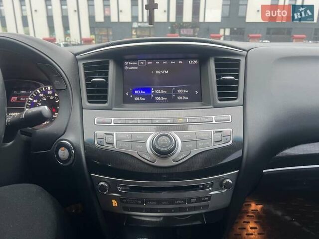 Серый Инфинити QX60, объемом двигателя 3.5 л и пробегом 143 тыс. км за 17500 $, фото 25 на Automoto.ua