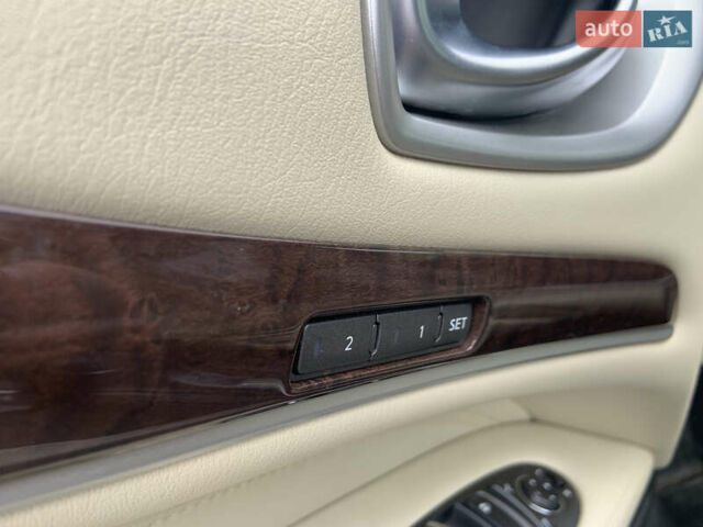 Сірий Інфініті QX60, об'ємом двигуна 3.5 л та пробігом 104 тис. км за 19490 $, фото 12 на Automoto.ua