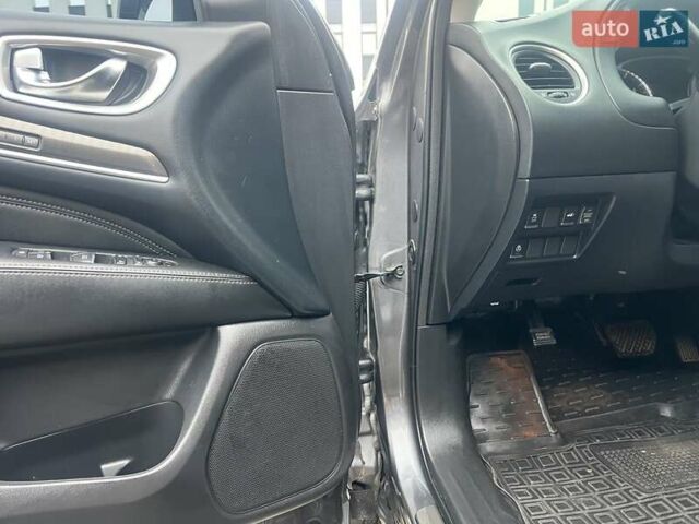 Серый Инфинити QX60, объемом двигателя 3.5 л и пробегом 143 тыс. км за 17500 $, фото 21 на Automoto.ua