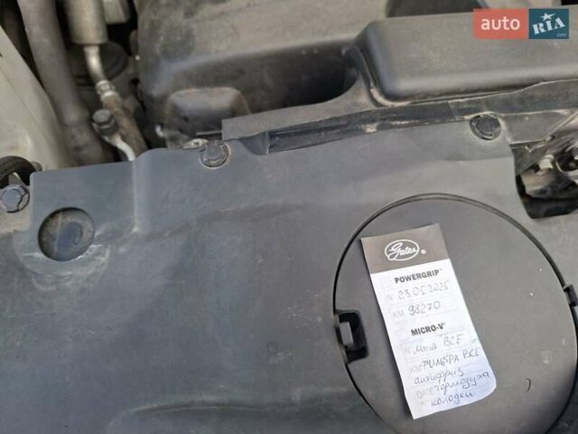 Серый Инфинити QX60, объемом двигателя 3.5 л и пробегом 100 тыс. км за 18700 $, фото 16 на Automoto.ua