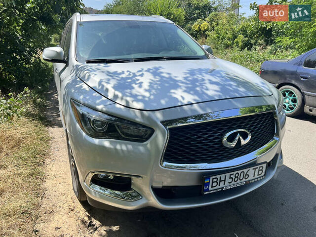 Сірий Інфініті QX60, об'ємом двигуна 3.5 л та пробігом 31 тис. км за 20500 $, фото 5 на Automoto.ua