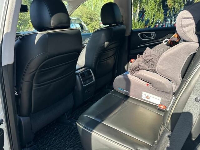 Сірий Інфініті QX60, об'ємом двигуна 3.5 л та пробігом 110 тис. км за 22000 $, фото 9 на Automoto.ua