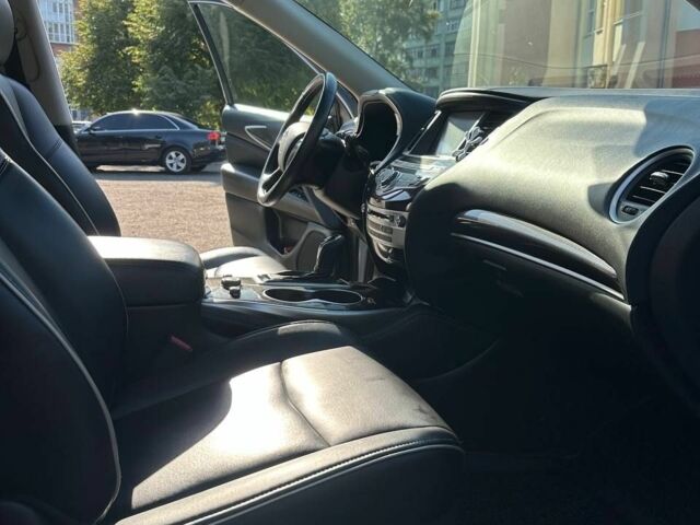 Сірий Інфініті QX60, об'ємом двигуна 3.5 л та пробігом 110 тис. км за 22000 $, фото 6 на Automoto.ua