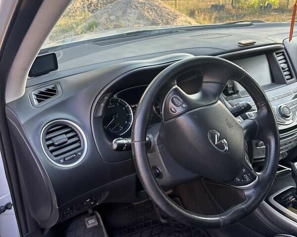 Сірий Інфініті QX60, об'ємом двигуна 3.5 л та пробігом 175 тис. км за 17500 $, фото 3 на Automoto.ua